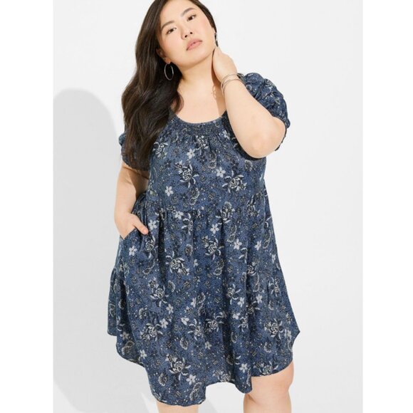 NWT Torrid 1 Mini Chambray Puff Sleeve Smocked Dress 1X 14 16 - Picture 3 of 12